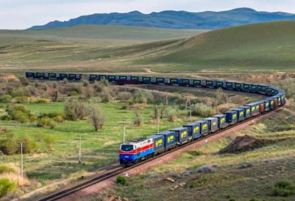 LE KAZAKHSTAN LANCE SON PREMIER ENVOI D’ENGRAIS VERS LE ROYAUME-UNI VIA LE CORRIDOR MÉDIAN