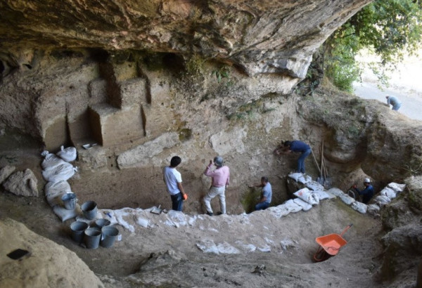 DES ARCHÉOLOGUES LÈVENT LE VOILE SUR L’HISTOIRE HUMAINE ANCIENNE DE LA GROTTE DE TAGLAR
