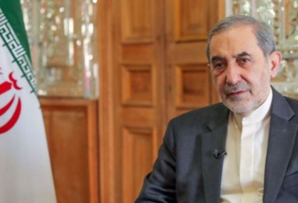 UN HAUT CONSEILLER IRANIEN APPELLE À LA FIN DU BLOCUS DU YÉMEN ET AFFIRME QUE L’ASIE OCCIDENTALE N’EST PAS « L’ARRIÈRE-COUR DE L’OCCIDENT »