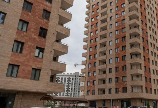 LES RUSSES S’INQUIÈTENT D’UNE POSSIBLE MOBILISATION, LES AGENTS IMMOBILIERS D’EREVAN SE FROTTENT LES MAINS