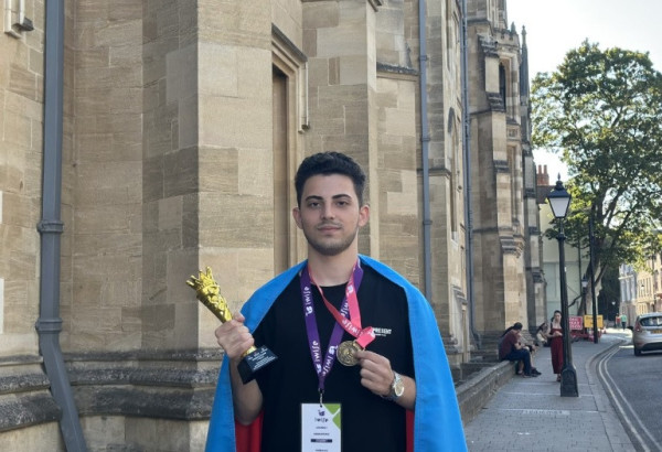 UN ÉTUDIANT DE L’UNEC DEVIENT CHAMPION DU MONDE EN FINALE DE « L’INTERNATIONAL WORLD INNOVATIVE STUDENT EXHIBITION 2026 »