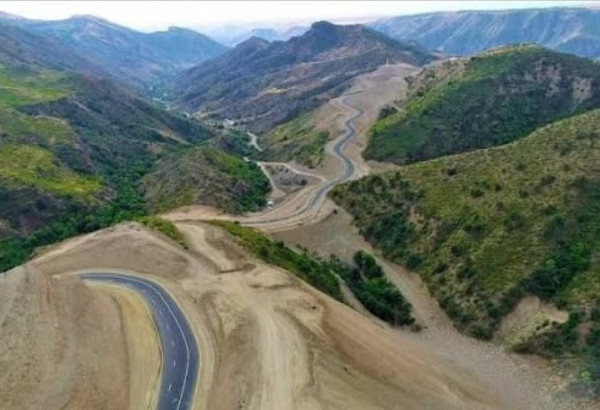 LA COOPÉRATION ÉNERGÉTIQUE ENTRE L’AZERBAÏDJAN ET L’ARMÉNIE AU CŒUR DES DISCUSSIONS À LATCHINE