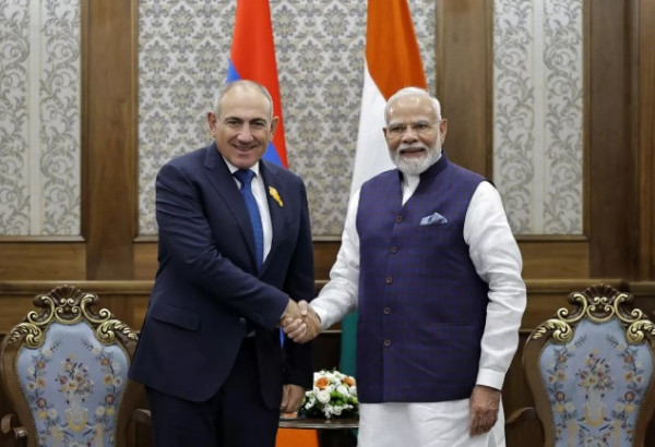 PACHINIAN ET MODI DISCUTENT DE L’ÉLARGISSEMENT DU PARTENARIAT ENTRE L’ARMÉNIE ET L’INDE