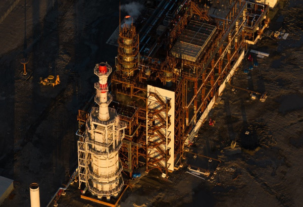 LA RAFFINERIE DE KULEVI, EN GÉORGIE, TRAITE DU BRUT KAZAKH ET LIBYEN APRÈS AVOIR RENONCÉ AU PÉTROLE RUSSE