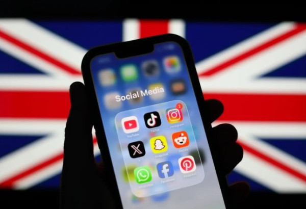 VU DE BAKOU : GUERRE ET RÉPRESSION INFORMATIONNELLE. PLUS DE 30 ARRESTATIONS PAR JOUR EN GRANDE-BRETAGNE POUR DES PUBLICATIONS SUR LES RÉSEAUX SOCIAUX