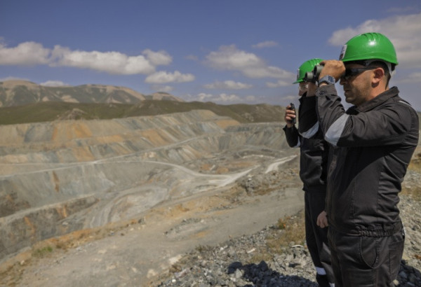 AZERGOLD RÉALISE LES PREMIERS TRAVAUX DE FORAGE ET DE DYNAMITAGE SUR LE GISEMENT D’OR DE « SÖYÜDLÜ » (ZOD)