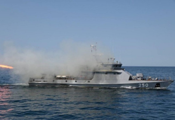 LE KAZAKHSTAN LANCE DES EXERCICES NAVALS EN MER CASPIENNE