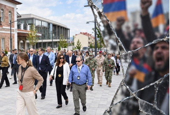 POURQUOI LA VISITE DE DIPLOMATES AU KARABAGH A PROVOQUÉ UNE HYSTÉRIE CHEZ CERTAINS EN ARMÉNIE ET DANS QUELQUES ORGANISATIONS DE LA DIASPORA