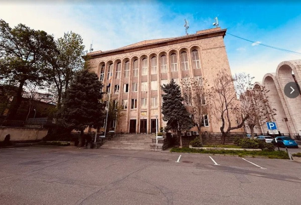 LA COUR CONSTITUTIONNELLE ARMÉNIENNE DONNE SON FEU VERT AU « CORRIDOR DE TRUMP »
