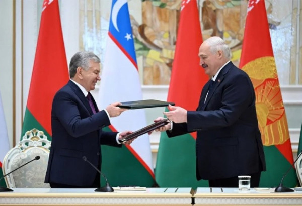 POURQUOI L’OUZBÉKISTAN A RENFORCÉ SES RELATIONS AVEC LA BIÉLORUSSIE APRÈS LE KAZAKHSTAN ET LA GÉORGIE