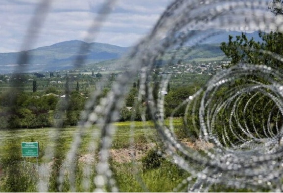 DIFFICILES RELATIONS DE LA GÉORGIE AVEC LA RUSSIE : QUESTIONS IRRÉSOLUES DES SÉPARATISMES ET DES DÉPLACÉS
