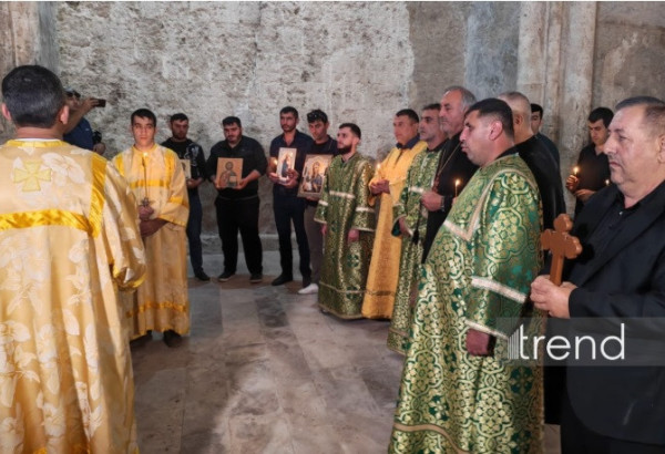 LA COMMUNAUTÉ RELIGIEUSE ALBANO-OUDIE S’EST RENDUE AU MONASTÈRE DE KHUDAVENG À KELBADJAR