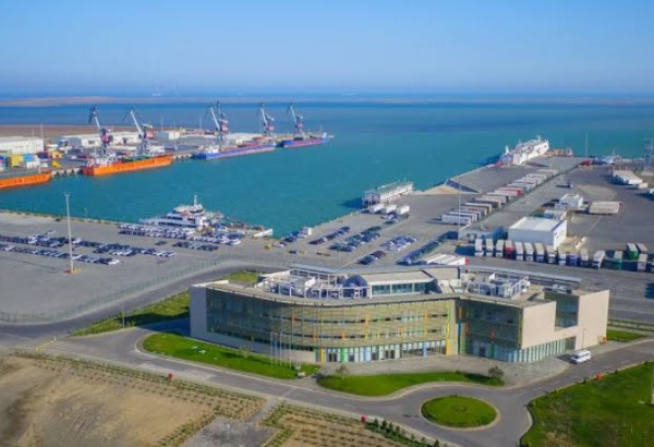 LA BANQUE MONDIALE DÉTAILLE L’EXPANSION DU PORT DE BAKOU DANS LE CADRE DU DÉVELOPPEMENT DU CORRIDOR MÉDIAN