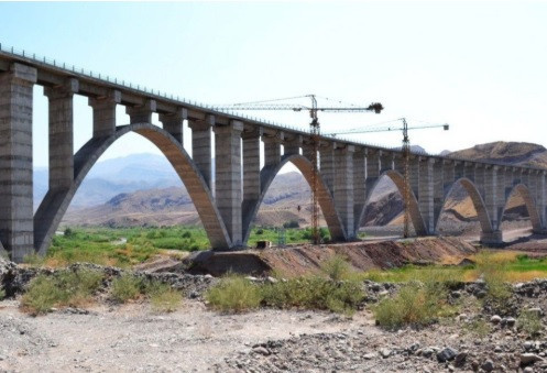LA RUSSIE ET L’AZERBAÏDJAN DISCUTENT DE COMMERCE BILATÉRAL ET DU DÉVELOPPEMENT DU CORRIDOR DE TRANSPORT NORD-SUD