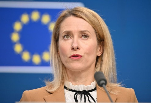 KAJA KALLAS ACCUSE LES NÉGOCIATEURS AMÉRICAINS DE POUSSER L’UKRAINE À LA CAPITULATION