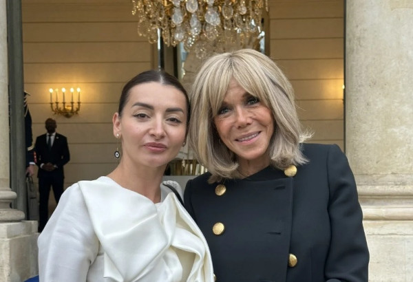 LEYLA ABDULLAYEVA A PARTICIPÉ À UN DÉJEUNER AVEC LA PREMIÈRE DAME DE FRANCE